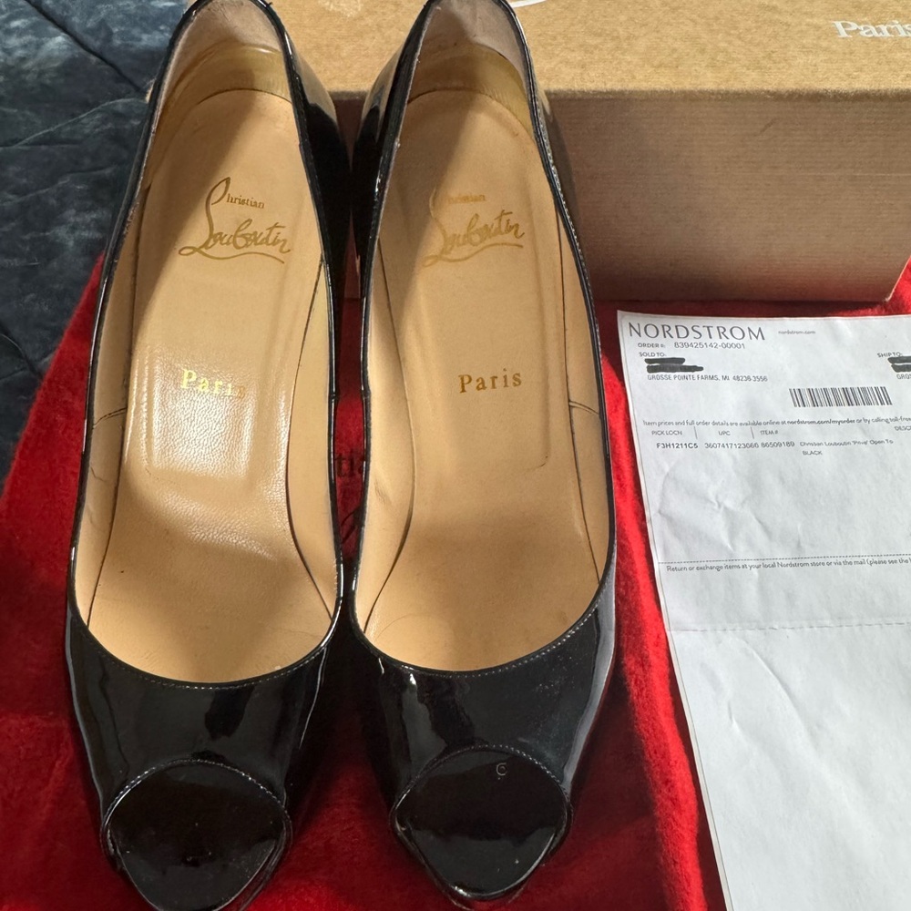 Christian Louboutin Very Prive 120 - black patent 39- EUC - Picture 2 of 8